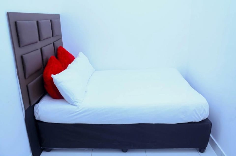 4 Callington guest house Bed and Breakfast in Port Elizabeth