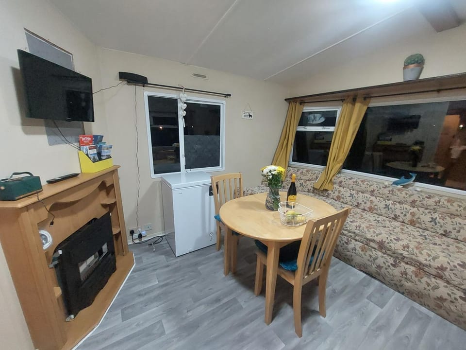 Cozy Caravans in Ramsgate Campground/ 
RV Resort in Ramsgate