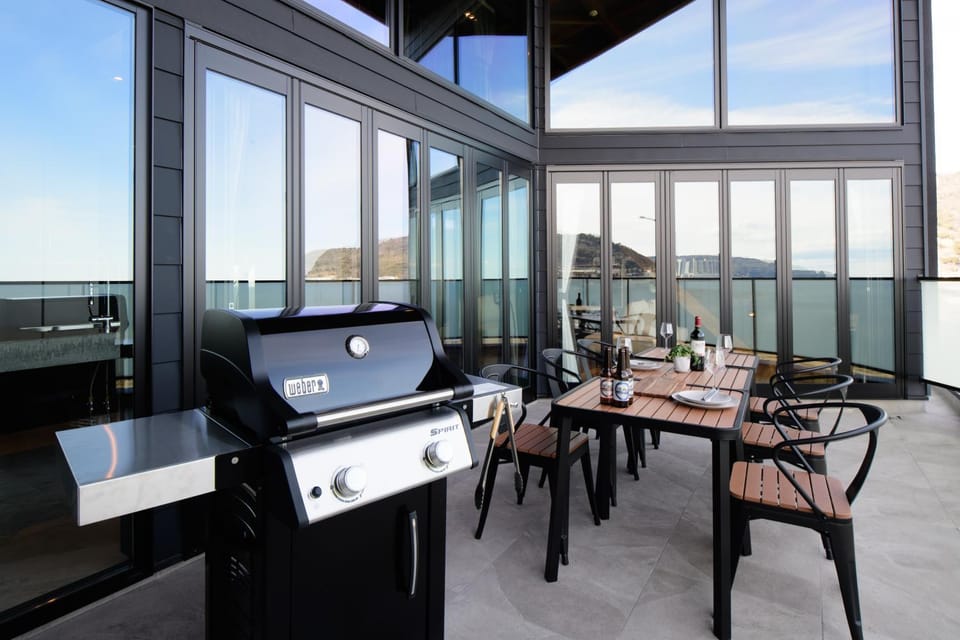 BBQ facilities, Balcony/Terrace