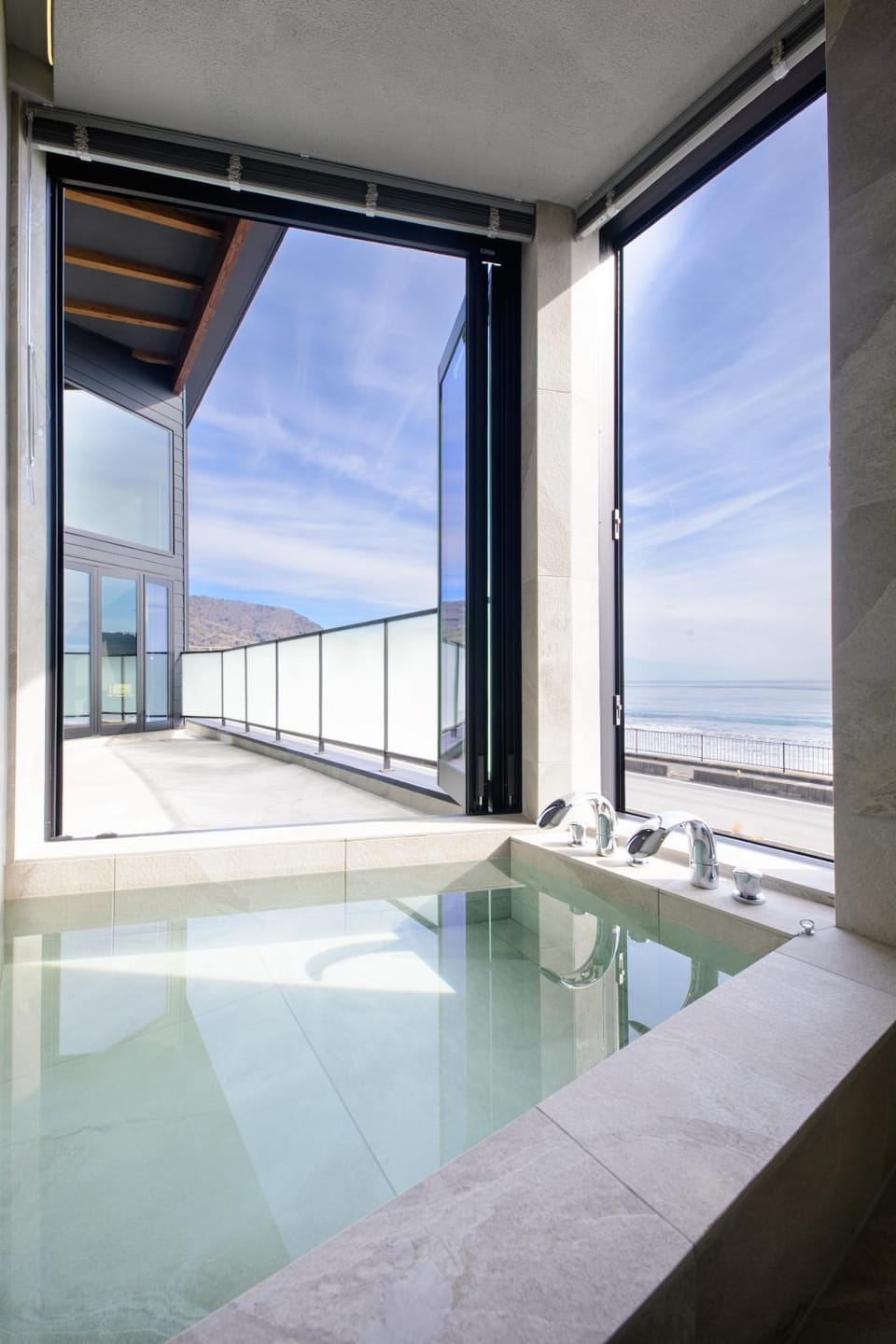 Natural landscape, Bathroom, Sea view, Bath