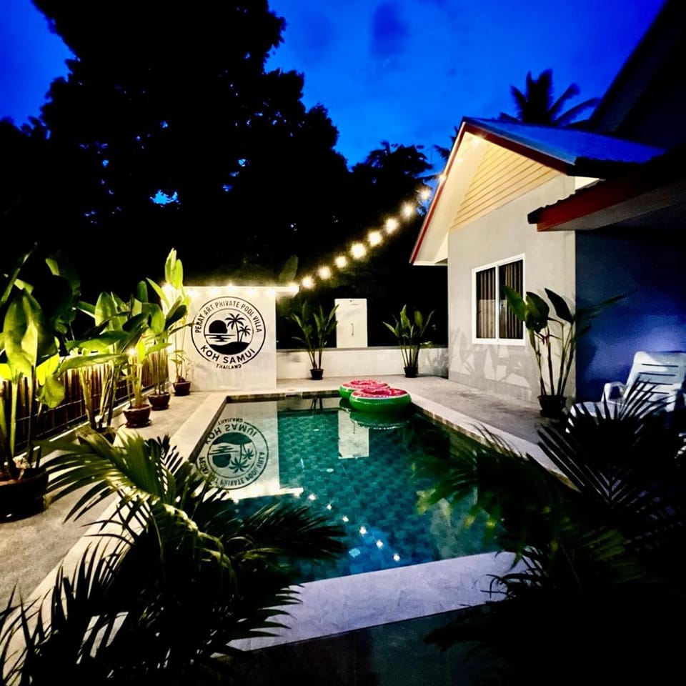 Property building, Patio, Night, Garden, Garden view, Pool view, Swimming pool, sunbed