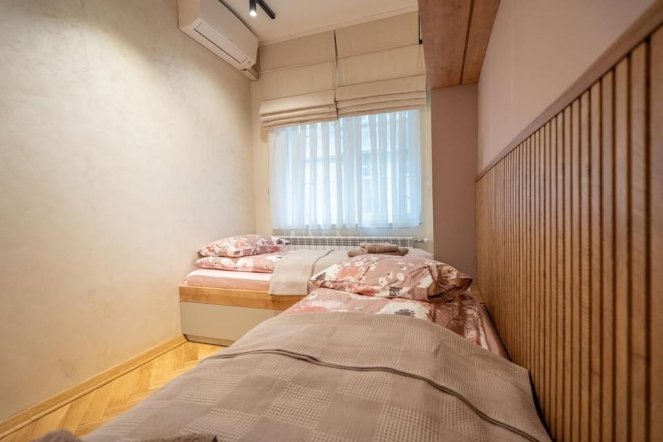 Elegant & Stylish 2-Bedroom Apartment Apartment in Sofia