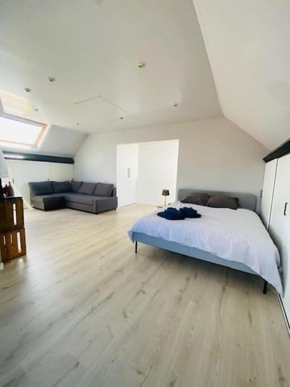 Tomorrowland Rooms - Rumst - 5 min to Boom Vacation rental in Flanders