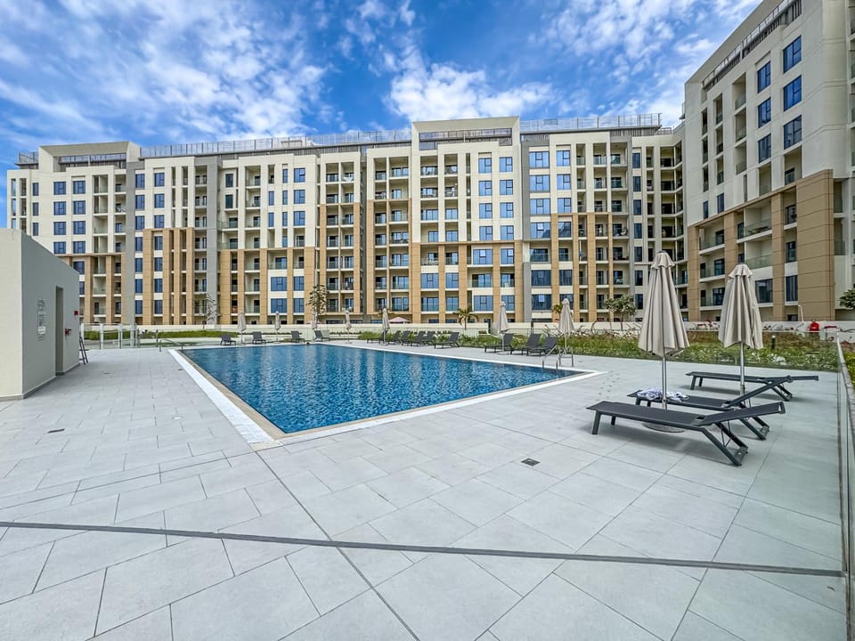 Stunning 1BR APT in Rukan with Gym and Pool Apartment in Dubai