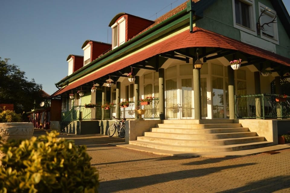 Horgász-Vadász Vendégház Bed and Breakfast in Hungary