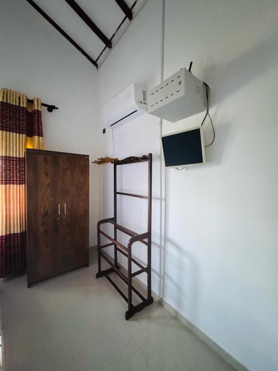 Bedroom, air conditioner