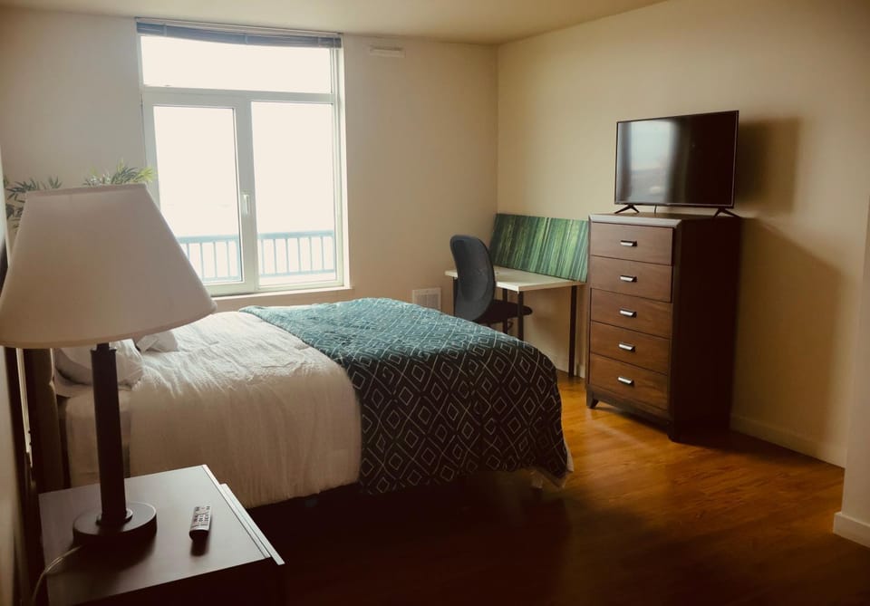 Your Waterfront & Pike Place Stay! Apartment in Pike Place Market