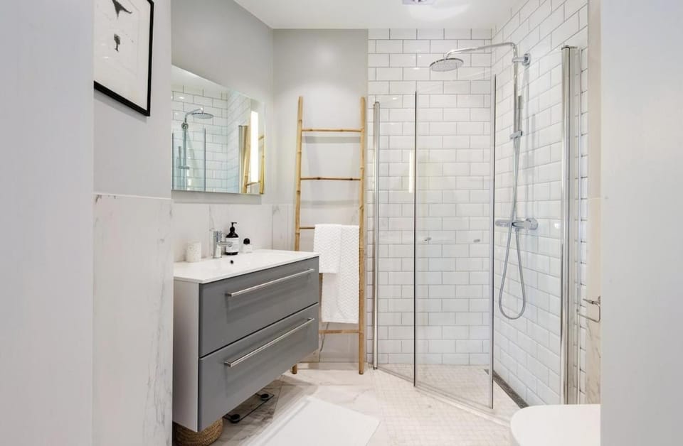 Frogner Central - 212 sqm, pool table, 3 bathrooms Apartment in Oslo