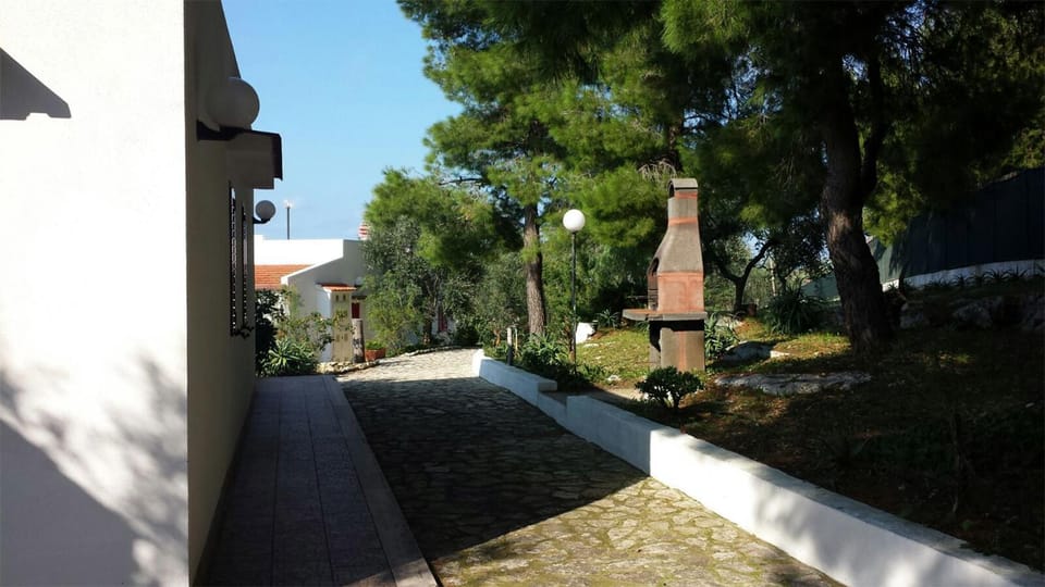 BBQ facilities, On site, Garden view