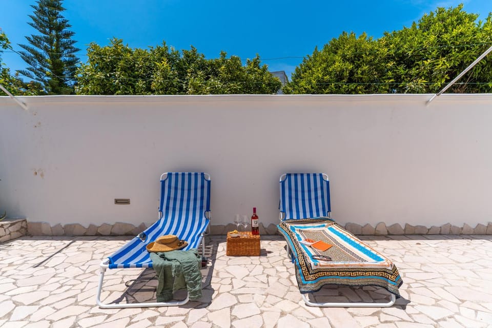 sunbed