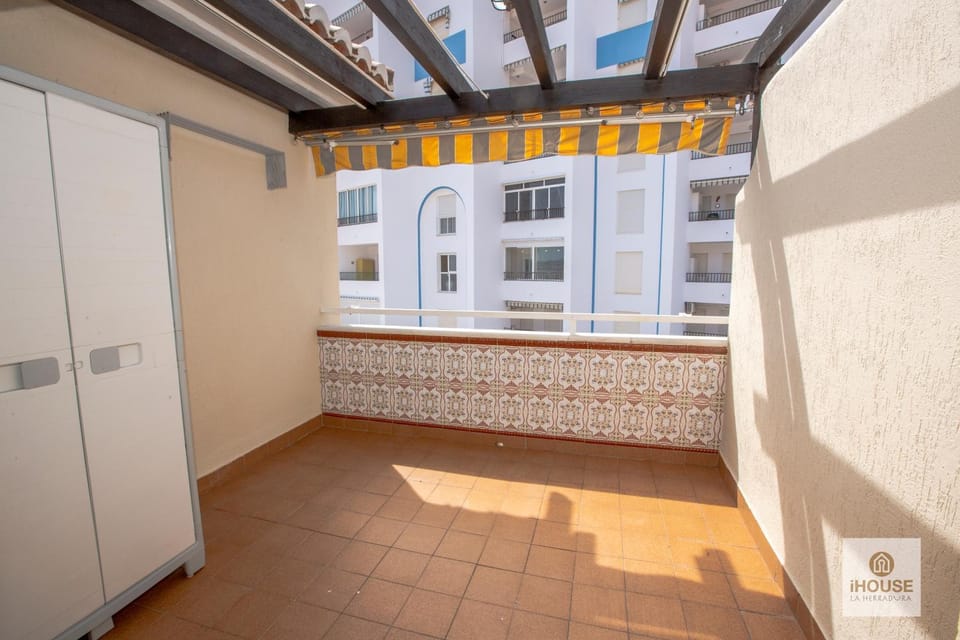 Ipanema Pool Velilla Beach Apartment in Costa Tropical