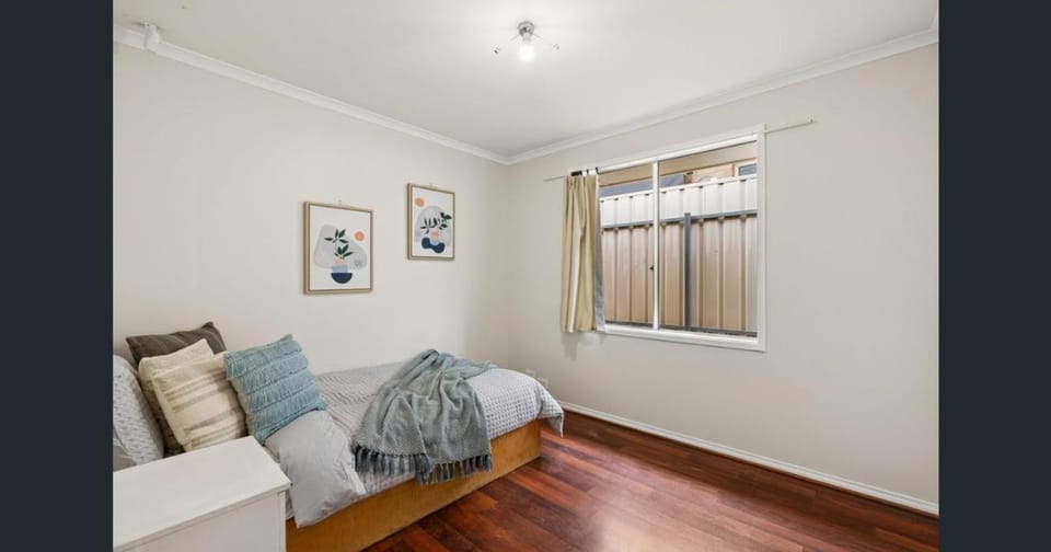 Simple & Cozy Room - 2km to Beach, Near Shops Vacation rental in Adelaide
