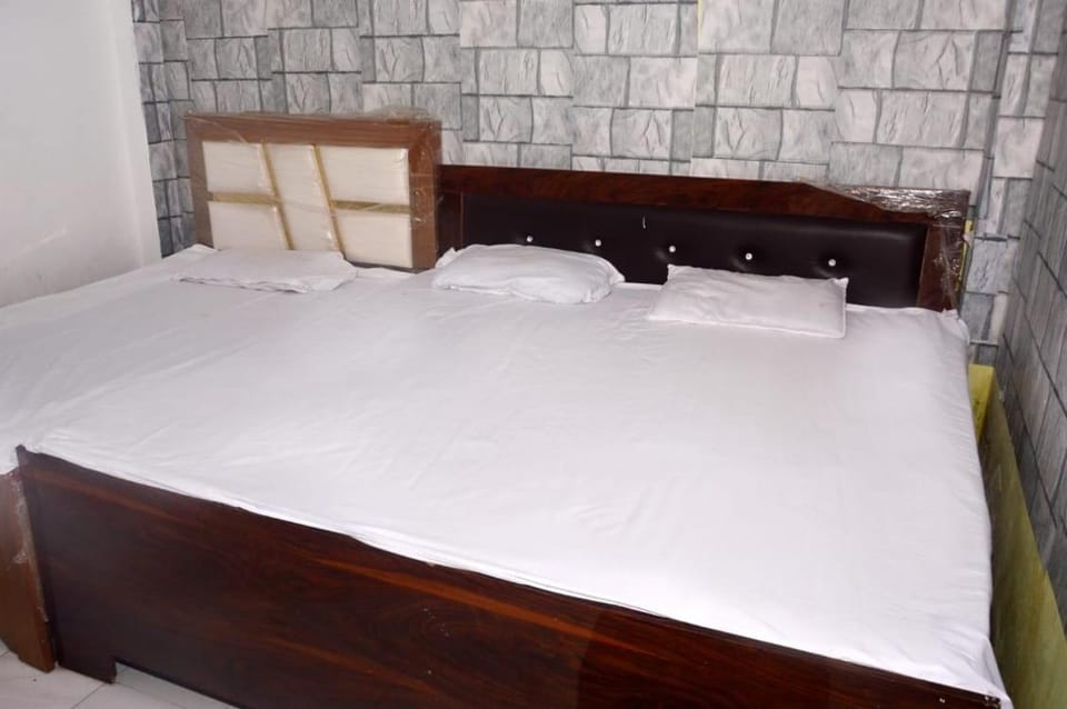 Ayodhya Dham Guest House Vacation rental in Uttar Pradesh