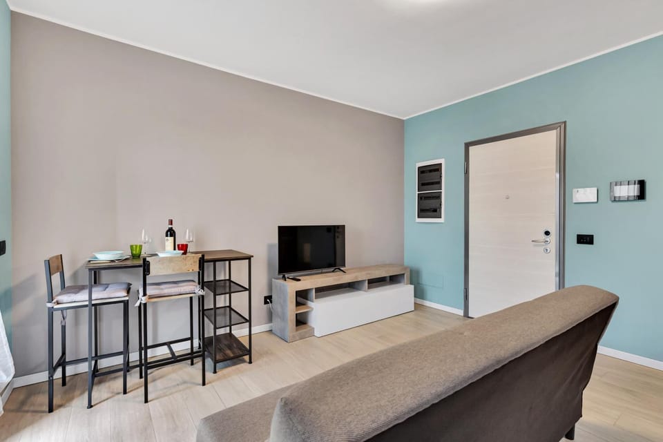 TV and multimedia, Seating area