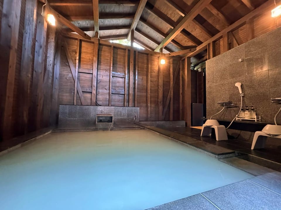 Hot Spring Bath, Public Bath