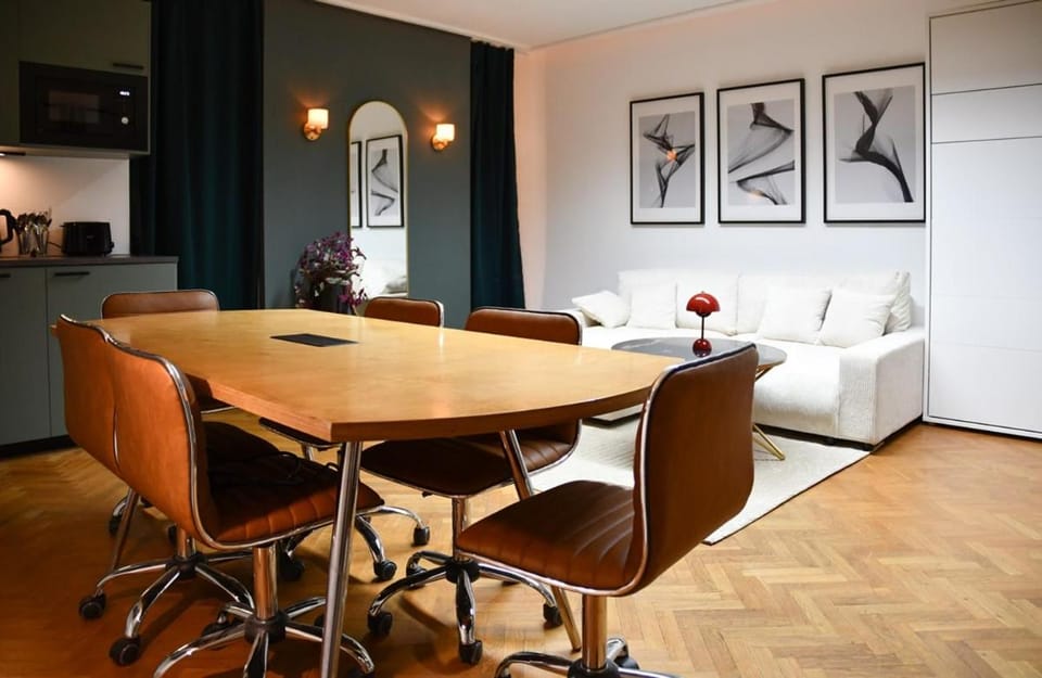 Suitespot Munich - Marienplatz Apartment in Munich
