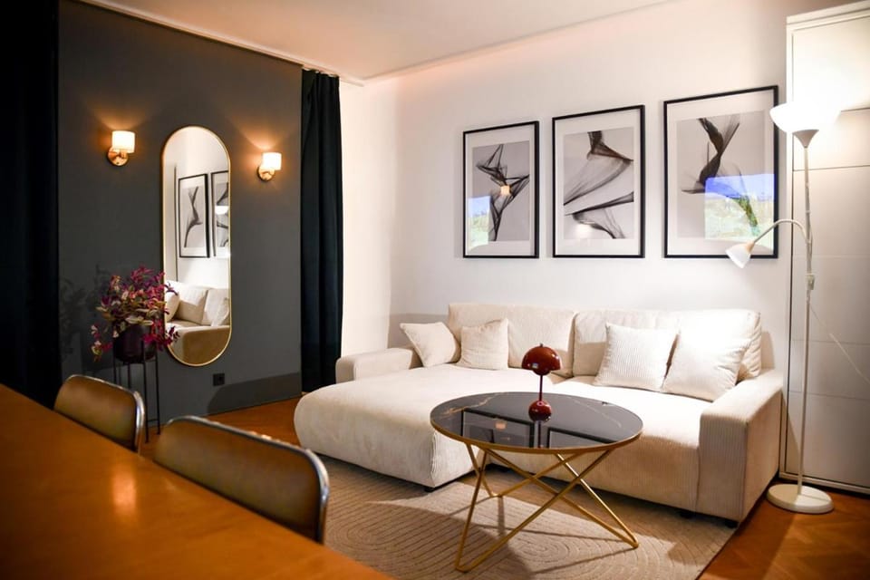 Suitespot Munich - Marienplatz Apartment in Munich