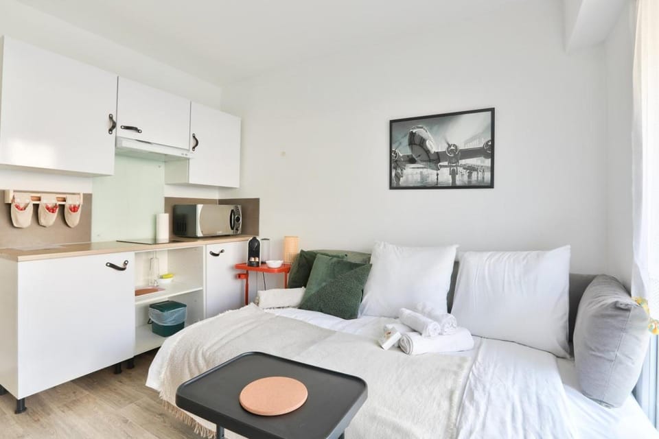 Studio with a 20sqm terrace 10min from la Croisette Apartment in Cannes