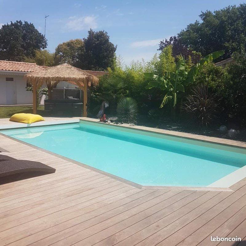 Maison Andernos Les Bains - Spa Jacuzzi et Piscine House in Andernos-les-Bains