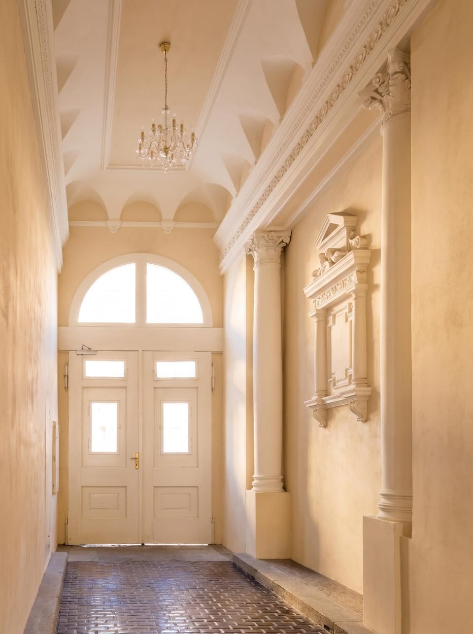 Property building, Facade/entrance
