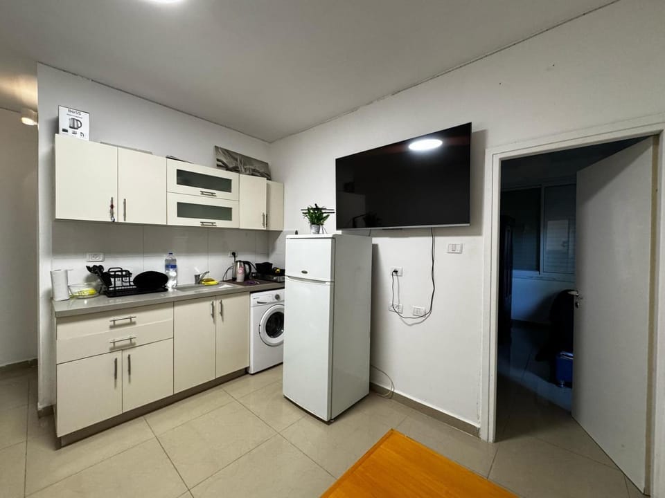 TV and multimedia, stove, stove, washing machine, washing machine, kitchen, kitchen