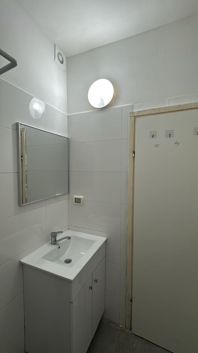 Urban Serenity 4 rooms, 2 Bath Apartment in Haifa