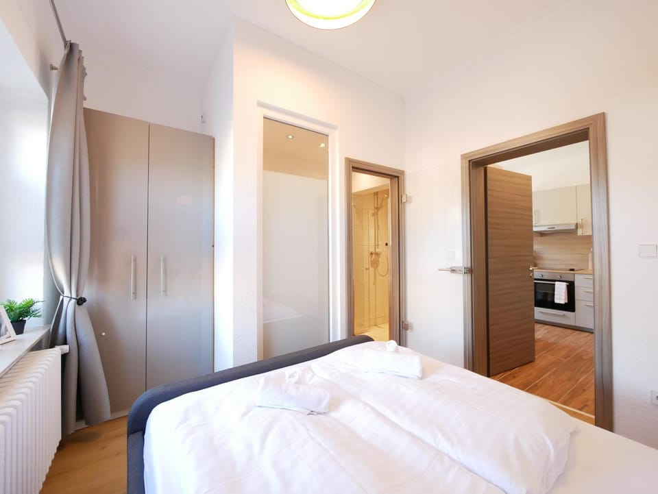 Bed, Photo of the whole room, Bedroom, wardrobe
