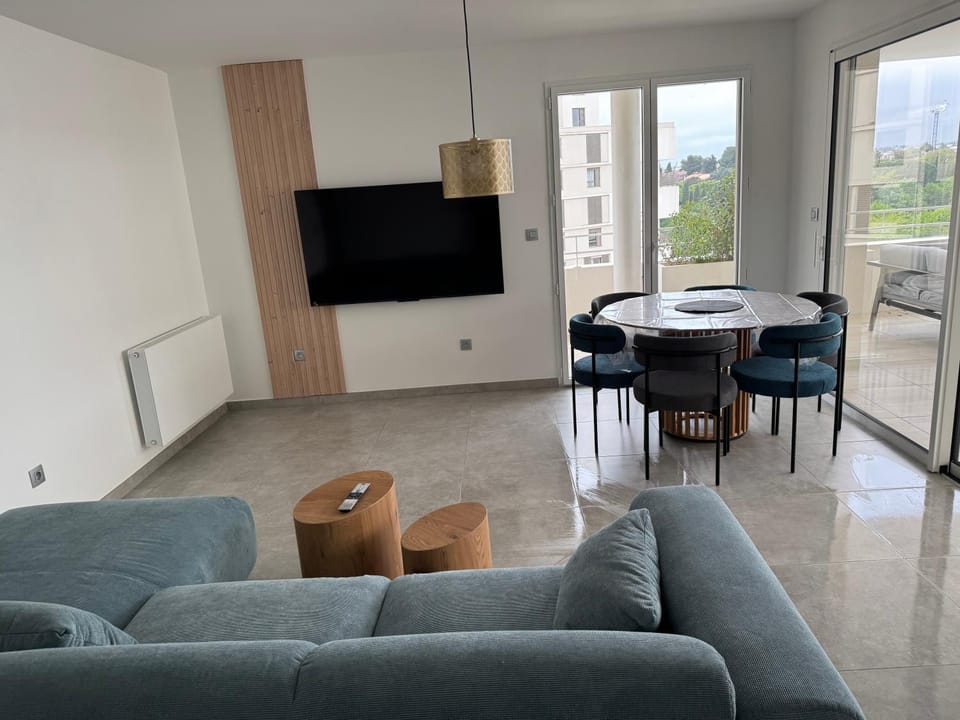 Appartement cosy avec terrasse Apartment in Lattes