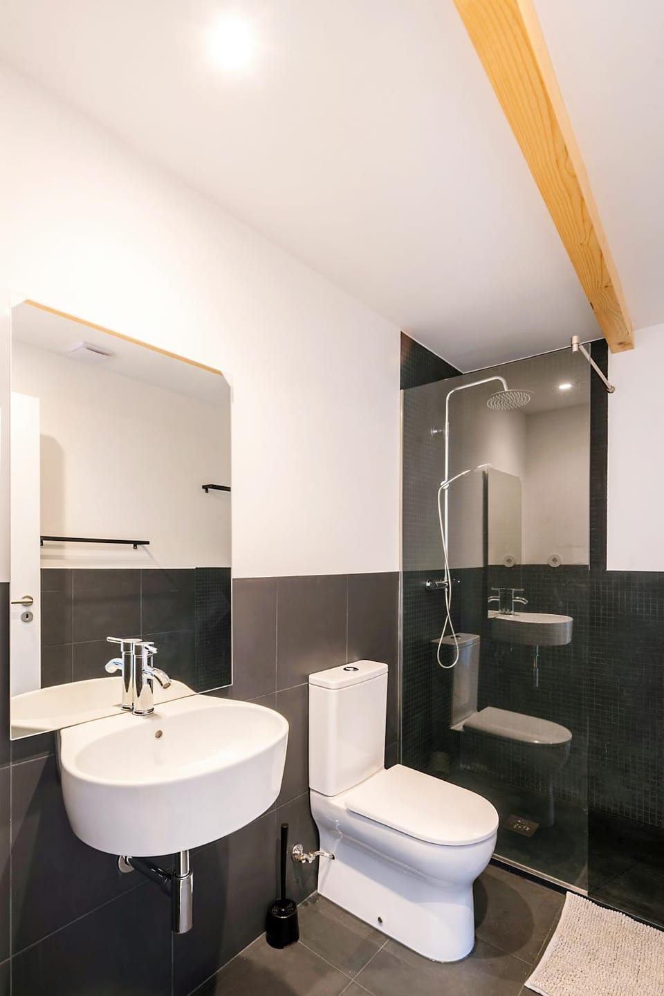 Shower, Toilet, Bathroom, Bath