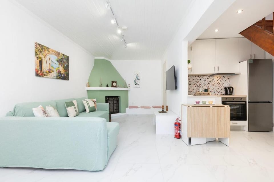Kitchen or kitchenette, Photo of the whole room