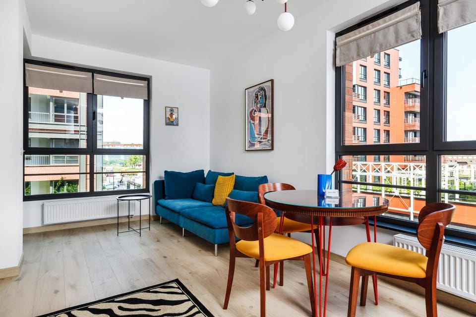 View (from property/room), Balcony/Terrace, Living room, Seating area