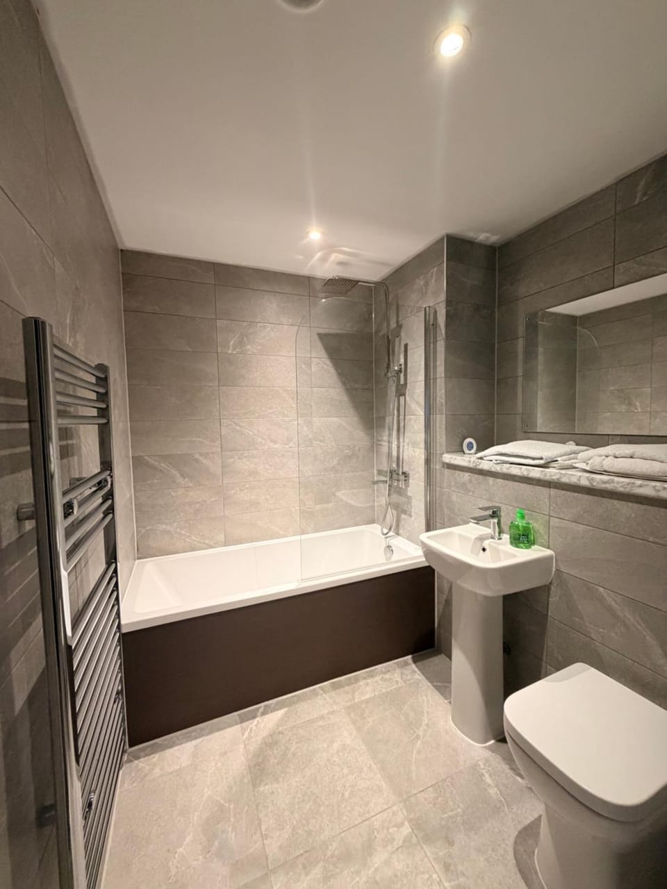 Prime Suites & Properties Apartment in Salford