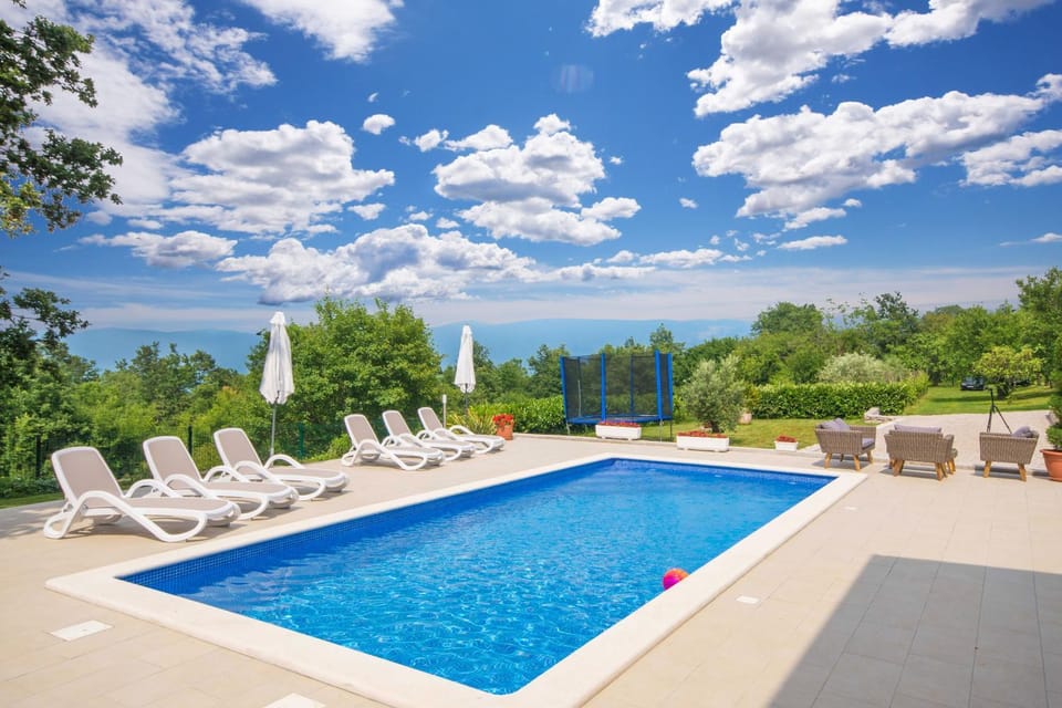 Day, Pool view, Sea view, Swimming pool, sunbed