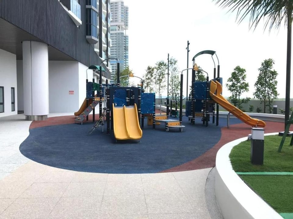 Almas suites puteri harbour by Hairis Apartment in Johor