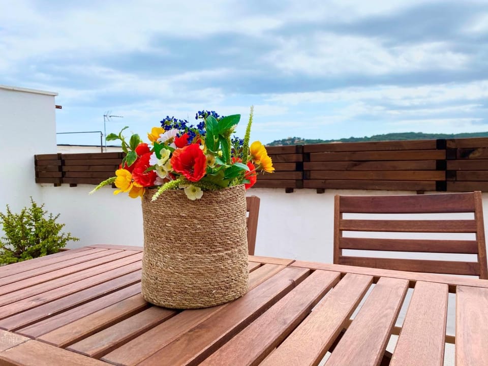 Spring, View (from property/room), Balcony/Terrace