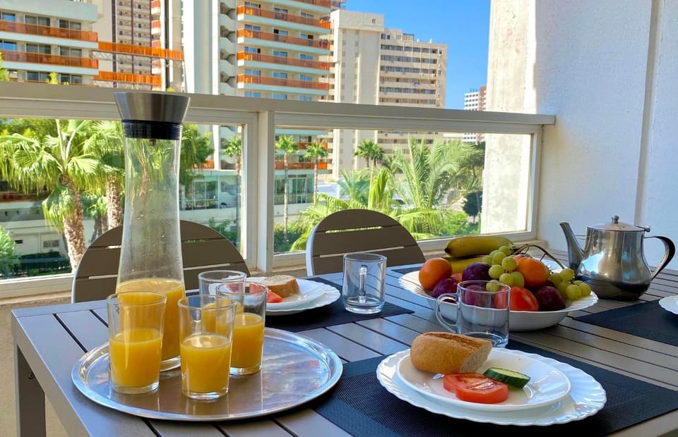 2 bedroom apartment comfort with airconditioning - max 6 guests Apartment in Benidorm