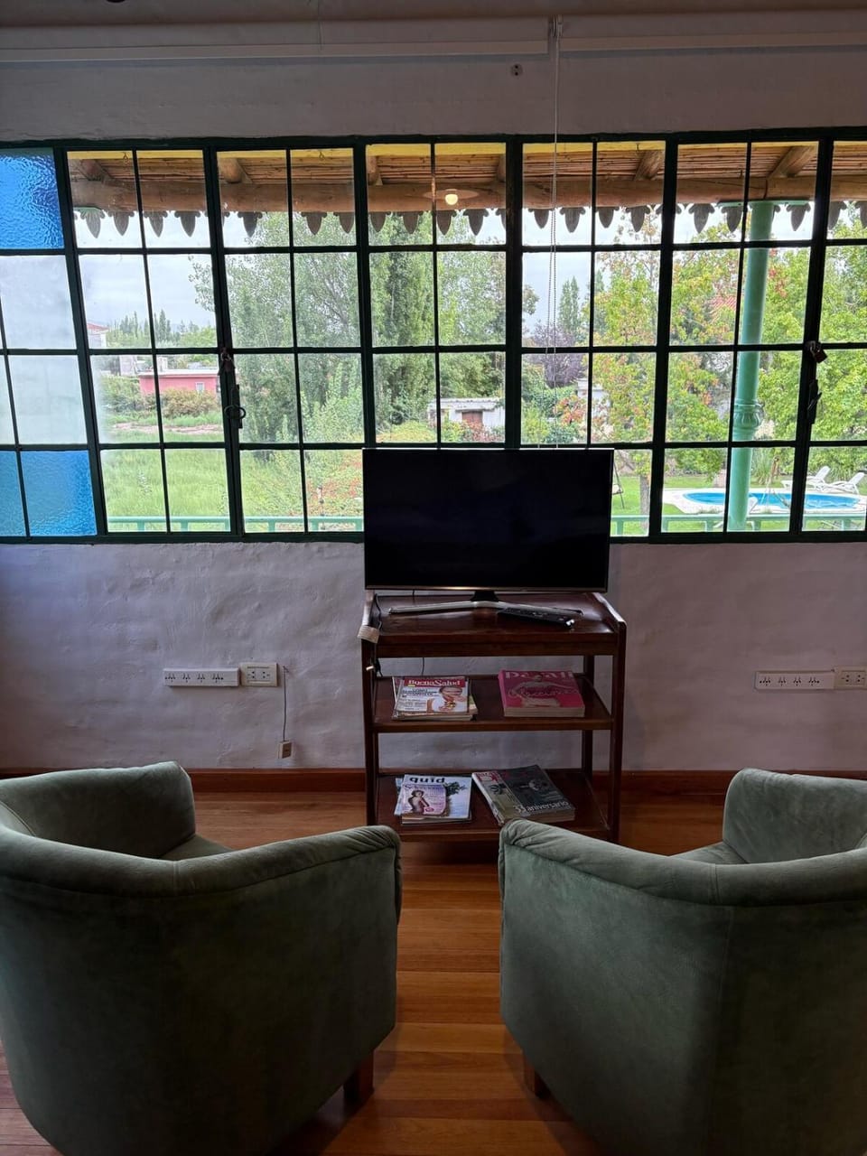 Communal lounge/ TV room, TV and multimedia, Living room
