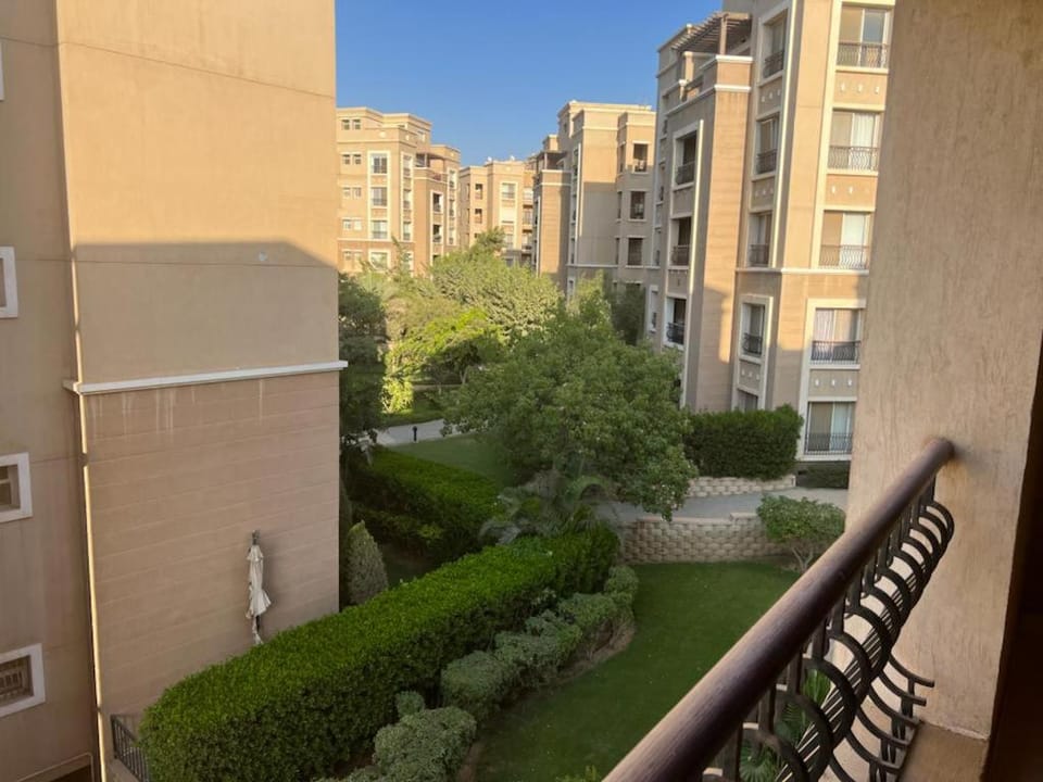 Katameya Plaza Compound Apartment in New Cairo City