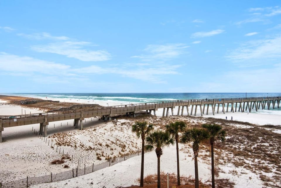 Inn At Summerwind 304 - Hooked on the Beach House in Pensacola Beach