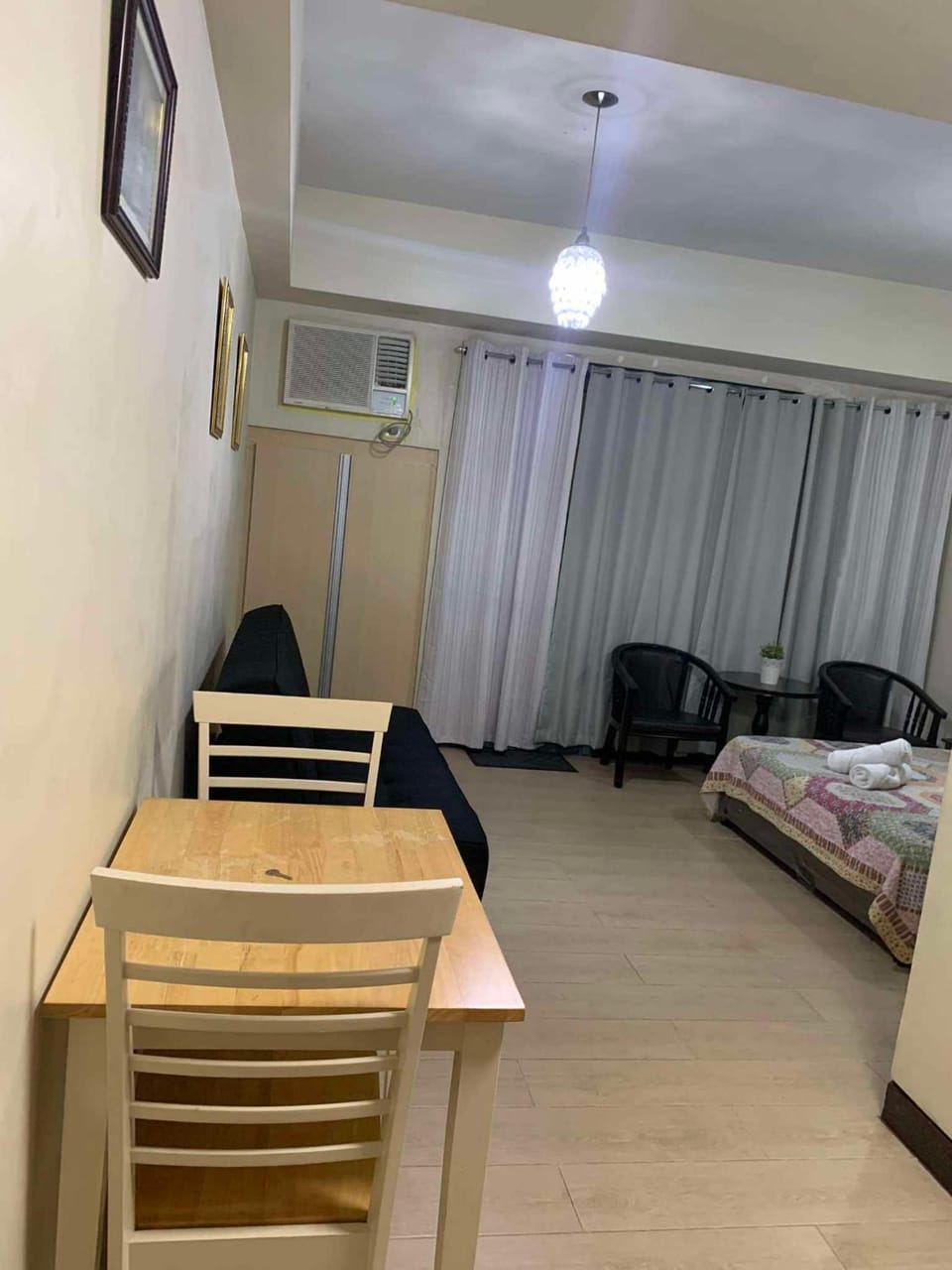 Romeotwopalmtreevilla Hotel in Pasay