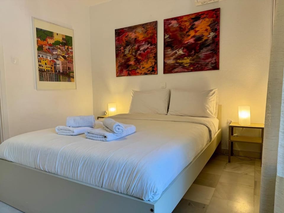 2' from Beach Cozy & Renovated Maisonette Apartment in East Attica Regional Unit, Greece