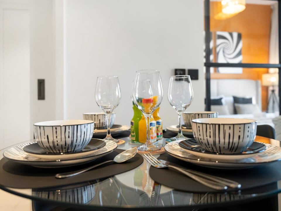 Collective Chic 1BR 15mins to Downtown Dubai Mall Beaches Apartment in Dubai