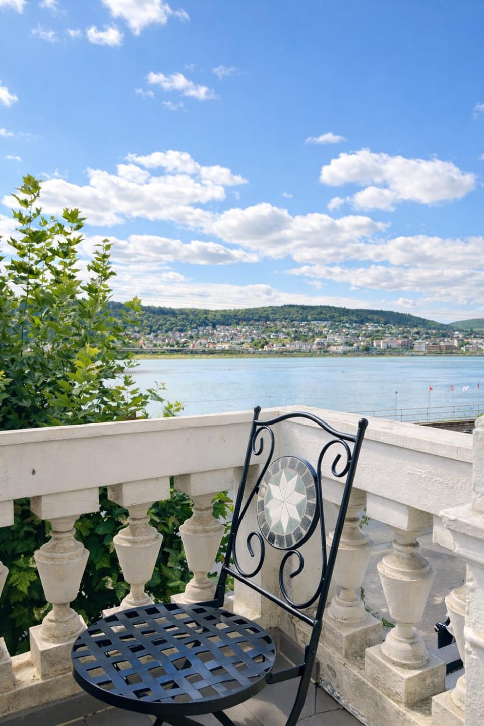Balcony/Terrace, River view