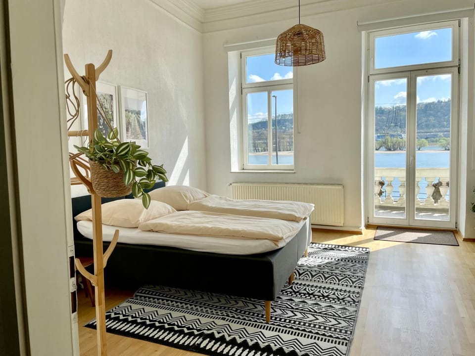 Bed, Photo of the whole room, Bedroom, River view