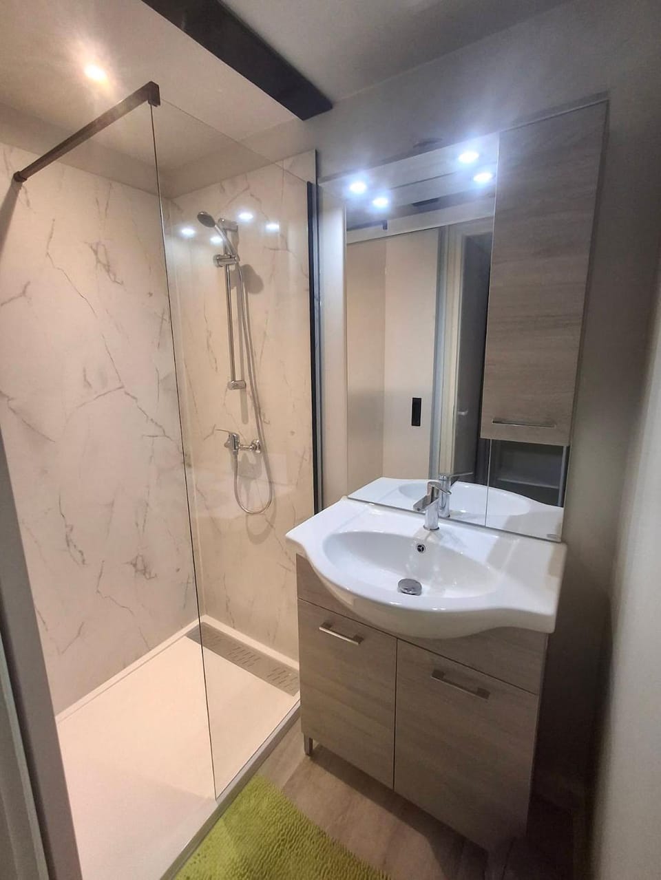 Shower, Bathroom