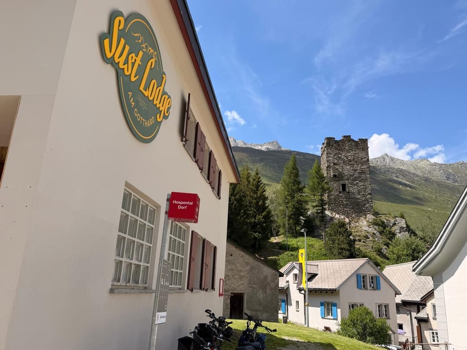 Sust Lodge Hotel in Switzerland