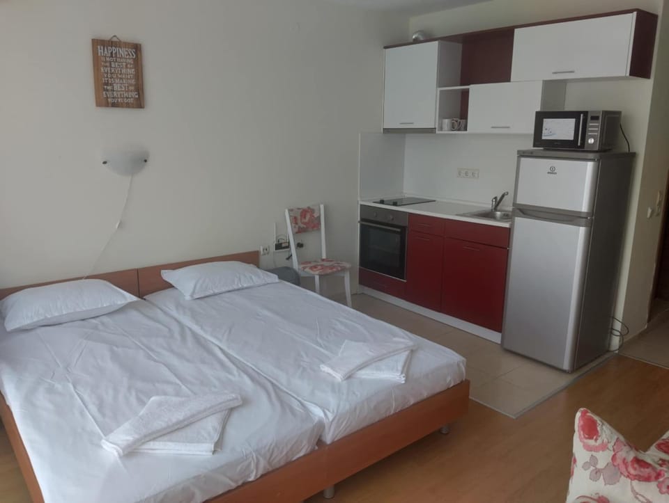 Sunny Beach, Fort Noks Orchid Apartment Apartment in Lviv