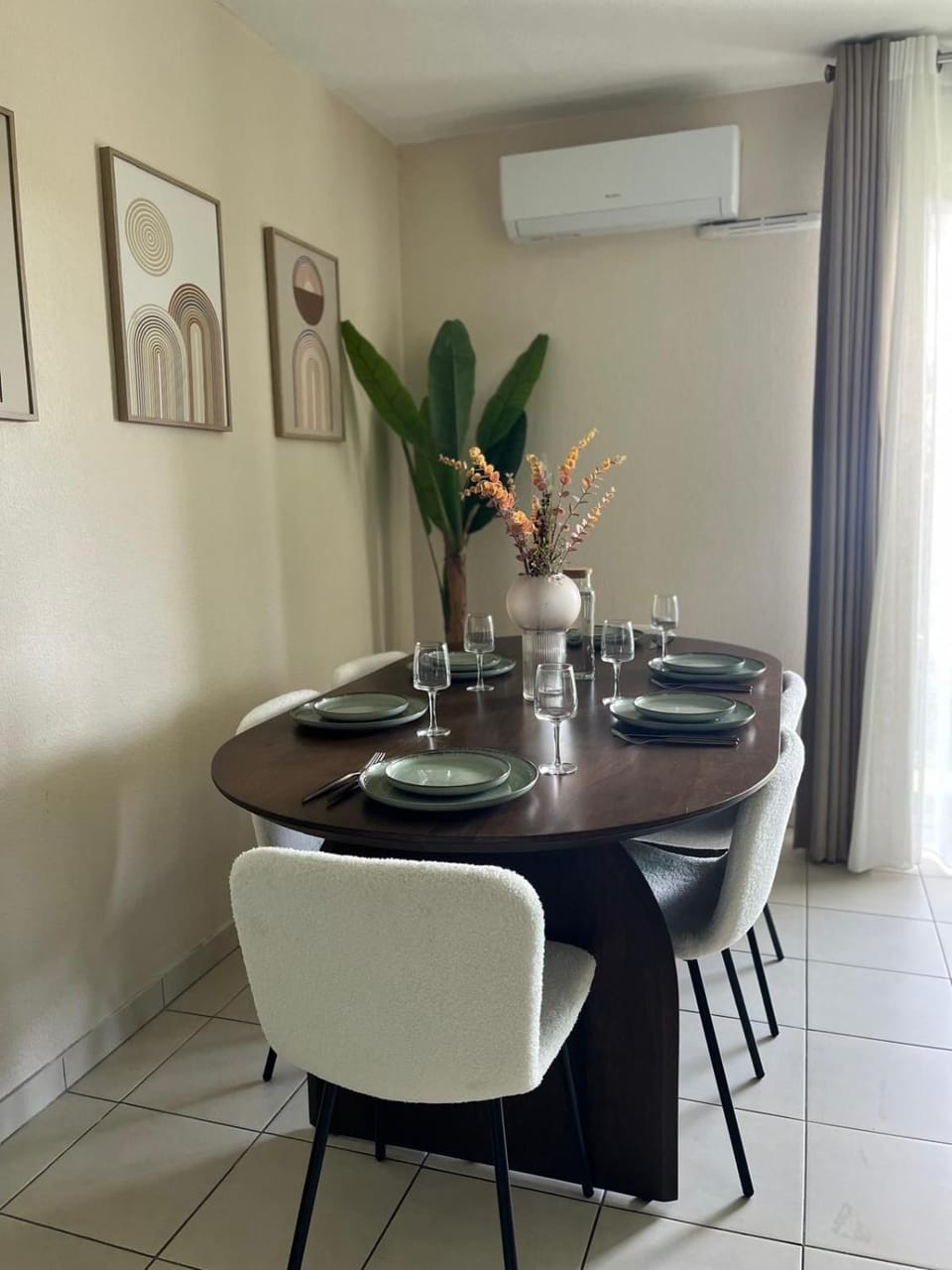 Dining area, air conditioner