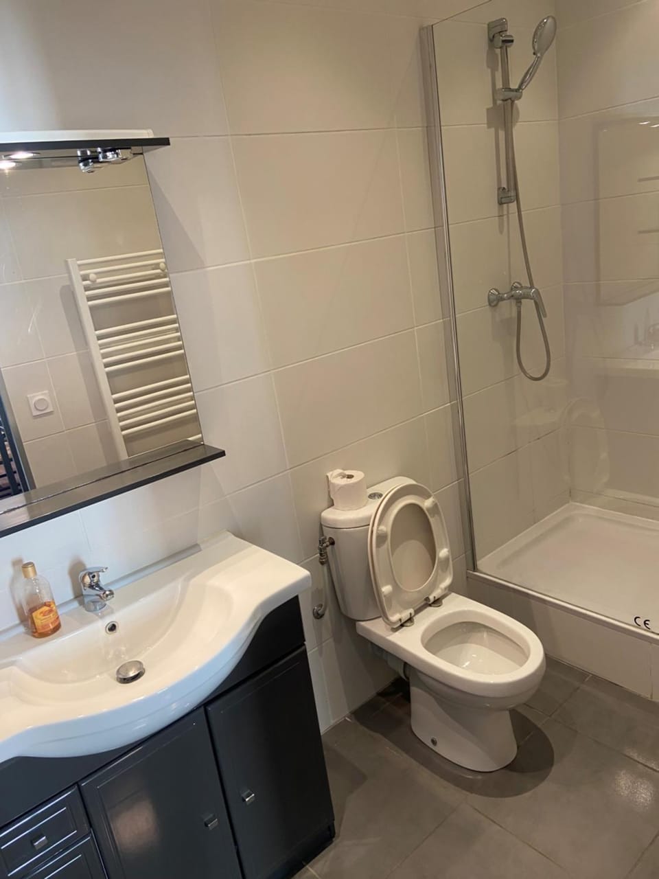Appartement au cœur du Vieil Antibes Apartment in Antibes