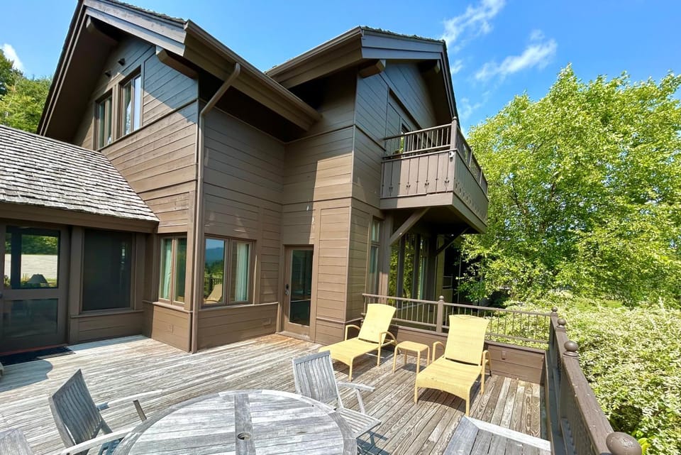 Luxury Villa at Stowe & Trapp with Exceptional Mountain Views & Resort Amenities Villa in Stowe